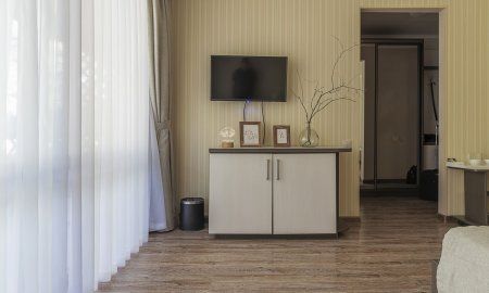Standard room with two separate beds